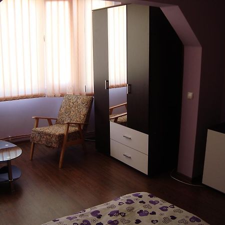 Apartamentul Republicii Алба Юлия Екстериор снимка