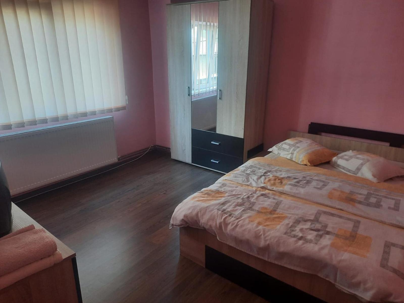 Apartamentul Republicii Алба Юлия Екстериор снимка